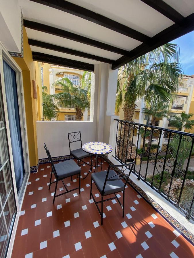 Apartamento Tranquilo, Aldea Del Mar Torrevieja Eksteriør bilde