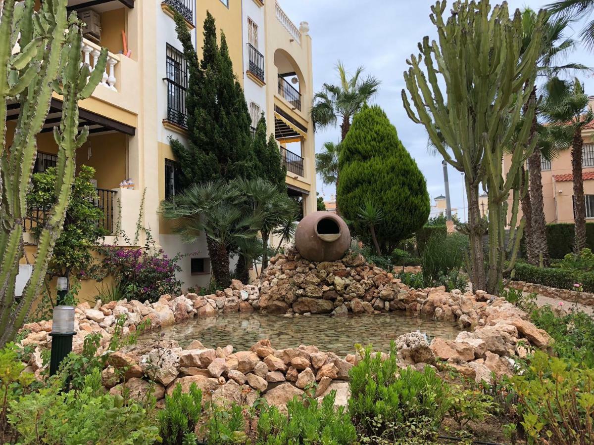 Apartamento Tranquilo, Aldea Del Mar Torrevieja Eksteriør bilde
